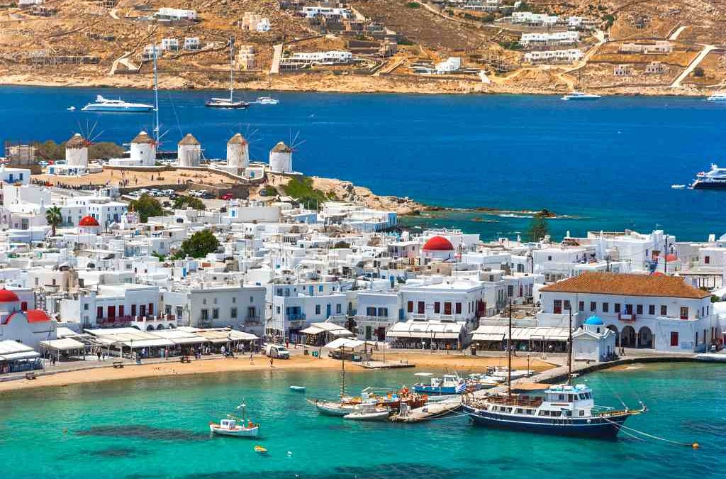FlyDubai launches summer flights to Mykonos and Santorini